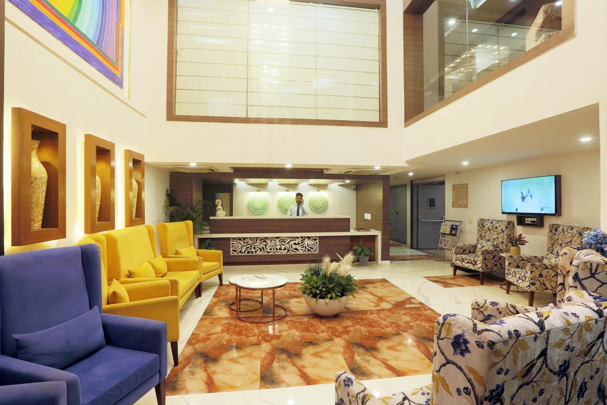 Hotel Oxmo Delhi Airport With Free Airport Transsfer New Delhi Exterior photo