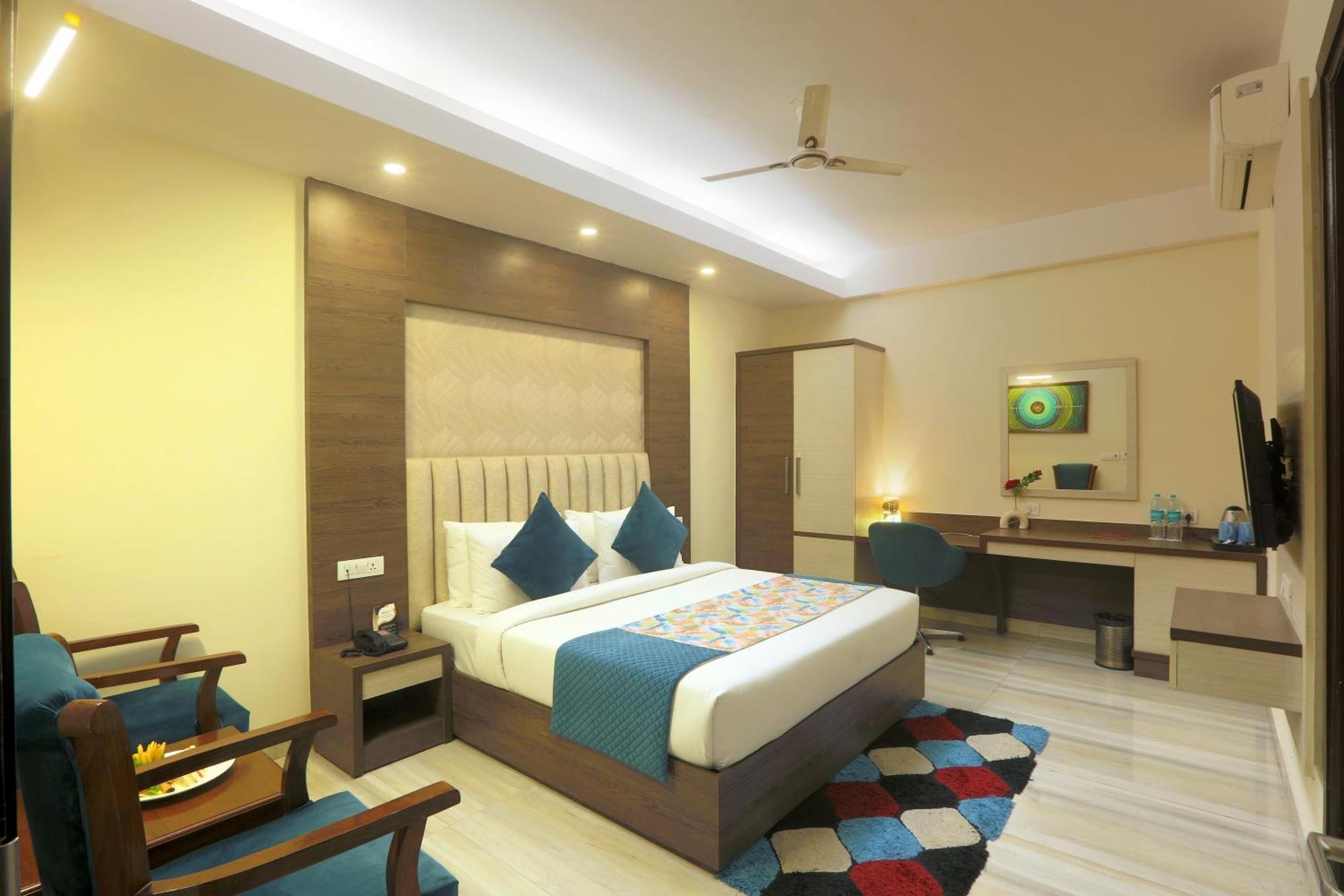 Hotel Oxmo Delhi Airport With Free Airport Transsfer New Delhi Exterior photo